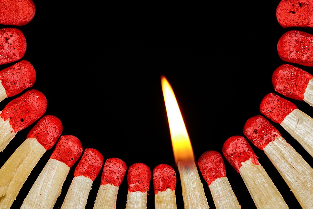 flame, matches, crisis-1100912.jpg